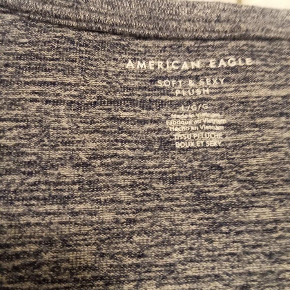 AE Soft & Sexy Plush V-Neck Long Sleeve Tee - Picture 4 of 7